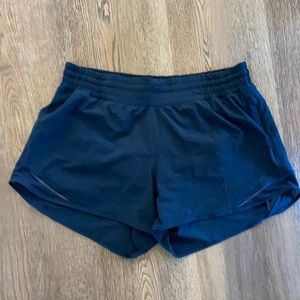 Lululemon Hotty Hot High-Rise Short 4" TRNV Size 10